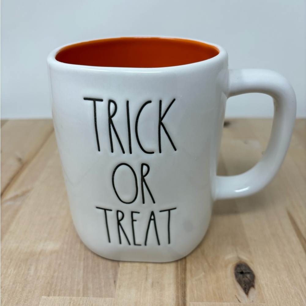 Rae Dunn TRICK OR TREAT Mug White Double Sided with Orange Interior Black LL New
